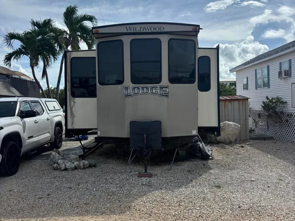 36 E 2ND #3P, Key Largo, FL 33037