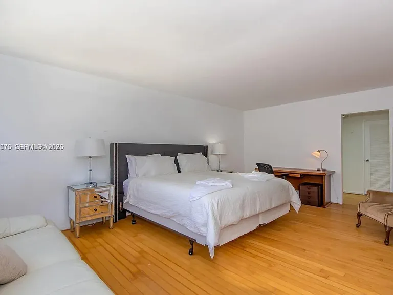 5161 Collins Ave #1104 — Photo 12