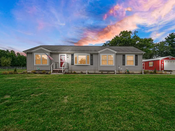 12716 N 100 E, Wheatfield, IN 46392