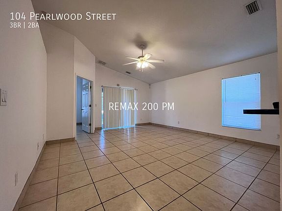 3rd image of 104 Pearlwood St
