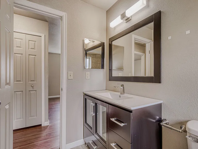 6648 Provincial Dr — Photo 13