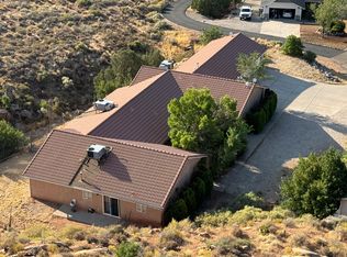 75 E Roundy Mountain Rd, Leeds, UT 84746