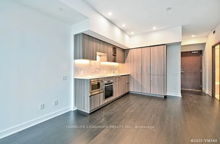 19 Bathurst St #3809 — Photo 8