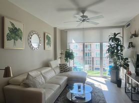 1120 E Kennedy Blvd