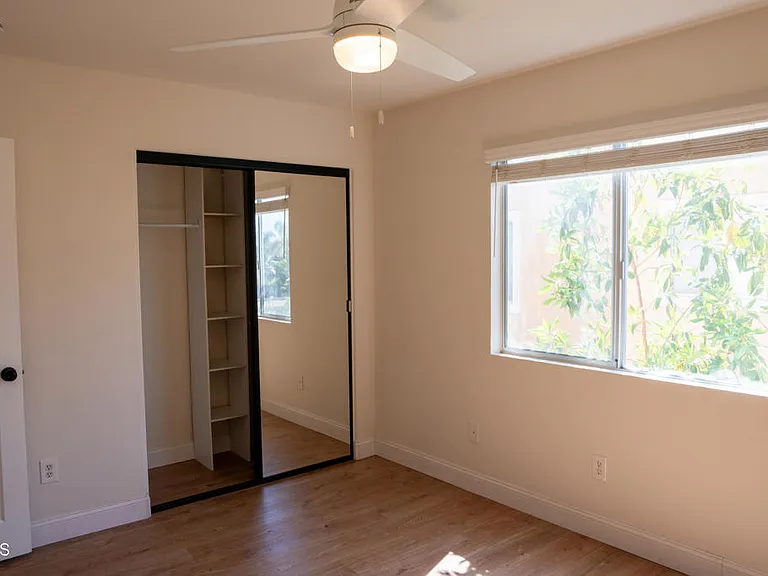4707 Calle Cancun — Photo 33