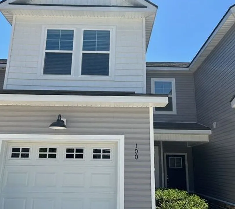 100 Ainsdale Dr