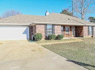 1038 Spanish Oak Dr, Pearl, MS 39208