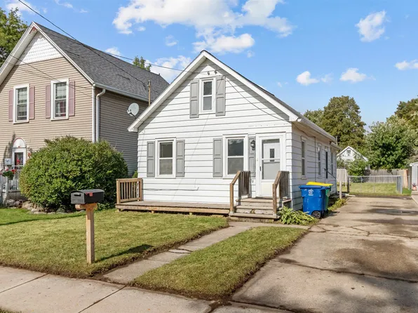 876 Dousman St, Green Bay, WI 54303