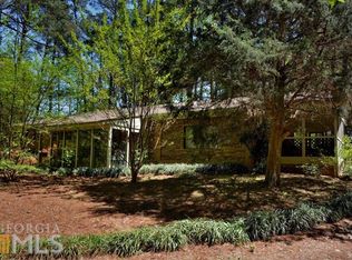 474 Paynes Lake Rd, Carrollton, GA 30116