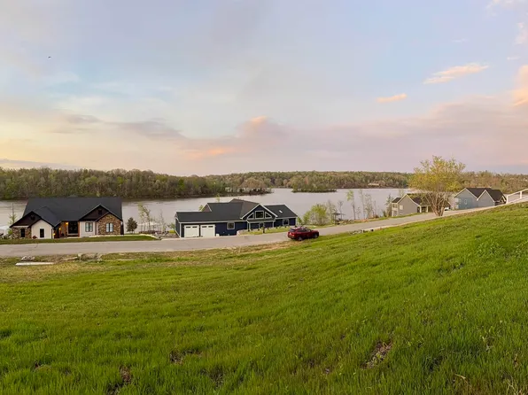 83 Kelsey Joe Ln, Eddyville, KY 42038
