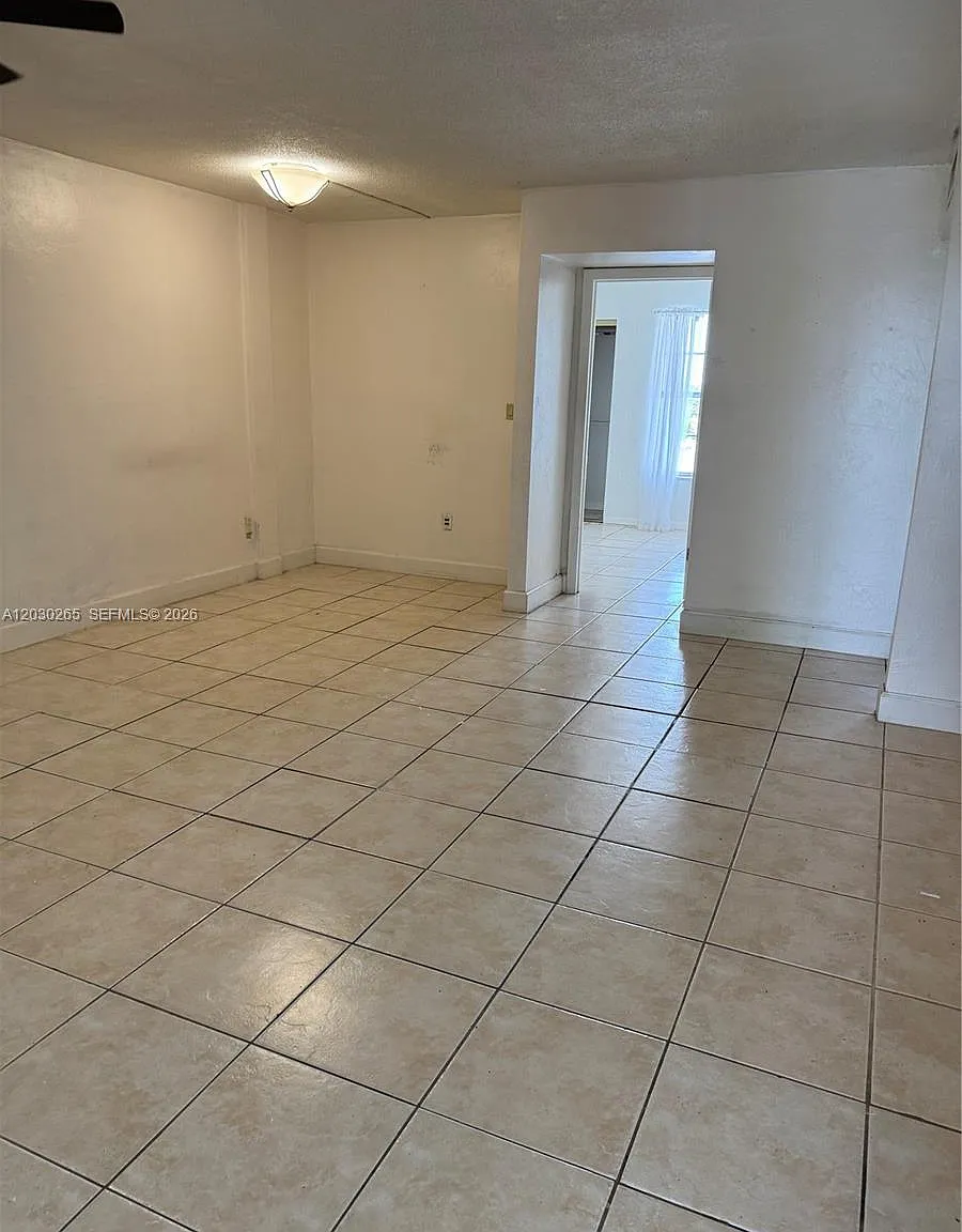 Regency Cove Condo — Photo 3