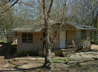 1134 1/2 Maple St, Longview, TX 75602