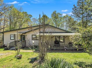 144 Saphire Hill Ct, Clarkesville, GA