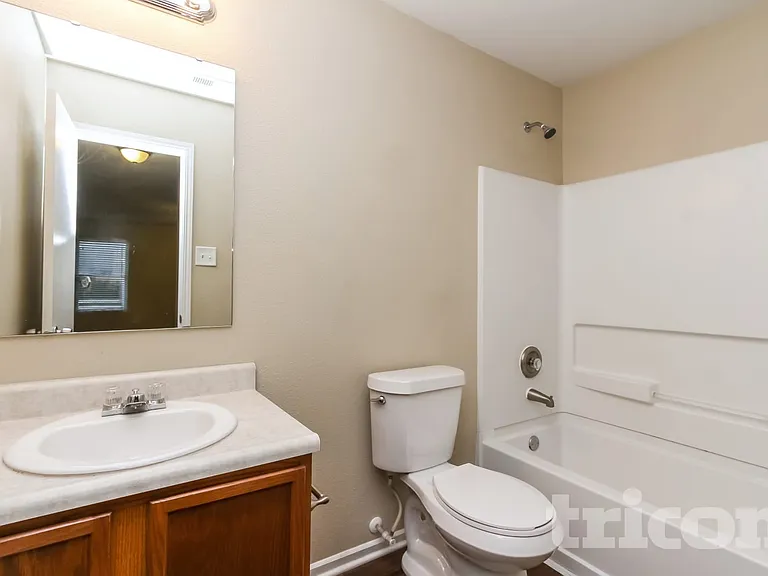 1615 Blue Grass Pkwy — Photo 11