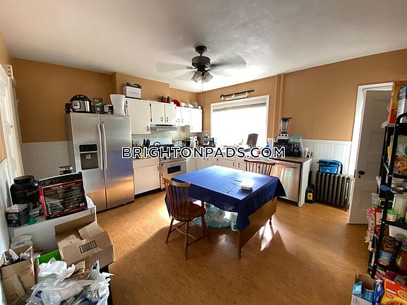 4th image of 70-72 Leicester St