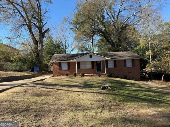 3135 NW Leafmore Dr, Columbus, GA 31909