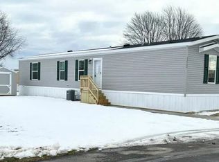 1808 Blue Jay Ct #6, Stewartstown, PA 17363