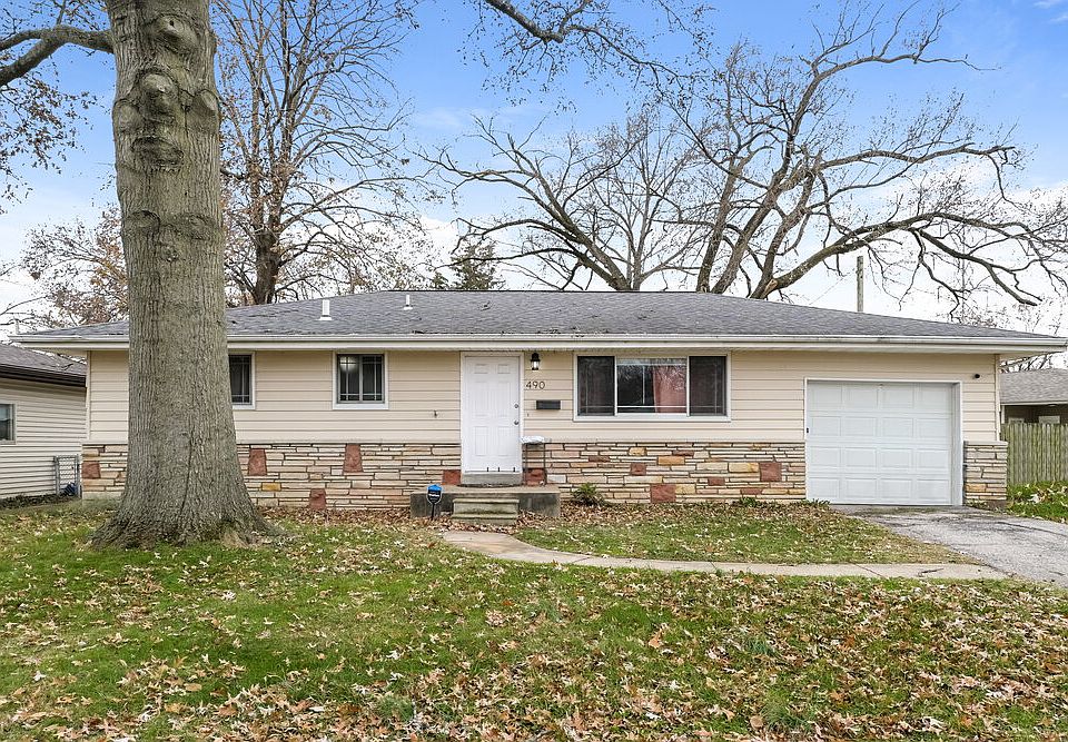 1st image of 490 Myrtle Dr