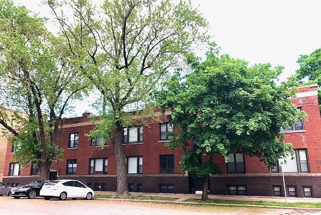 1st image of 4435 N Leavitt St #2S