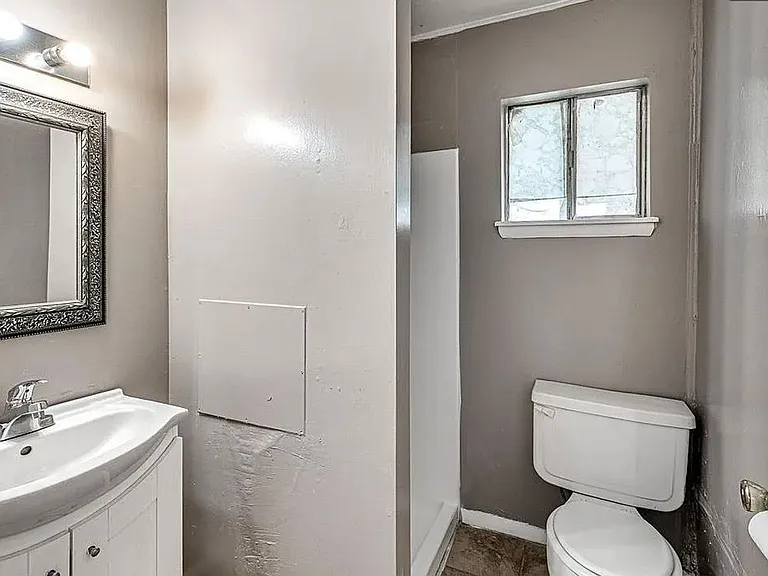 313 E Northrup Dr — Photo 15