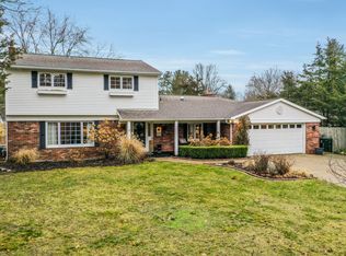 128 Menasha Trl, Lake Orion, MI