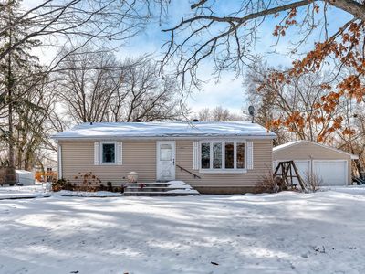 4213 Oak Crest Dr, Vadnais Heights, MN, 55127