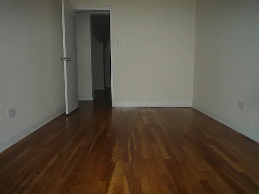 Rented by Kings & Queens | media 18