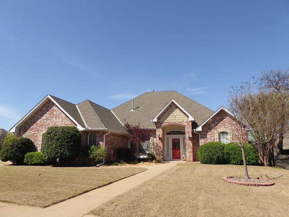 1st image of 14201 Canterbury Dr