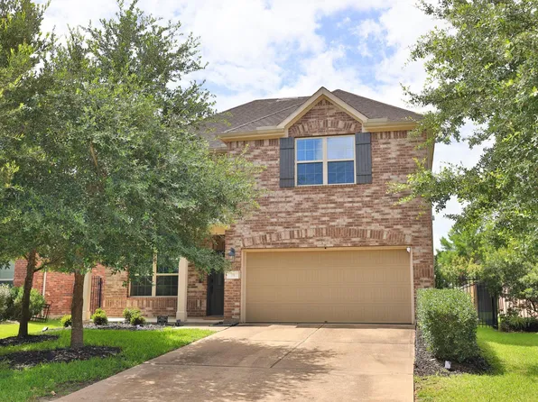 19 Canterborough Pl, Tomball, TX 77375
