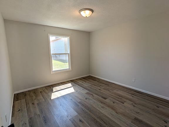 Bedroom #1