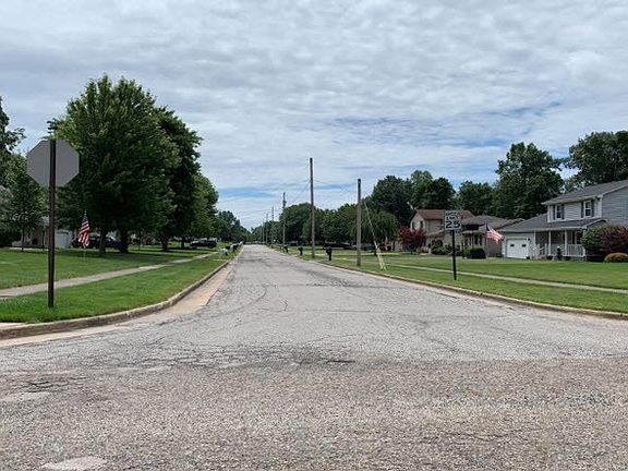 4th image of 122 Maple Leaf Dr