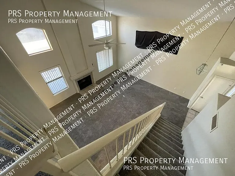 4725 E Goldfinch Gate Ln — Photo 3