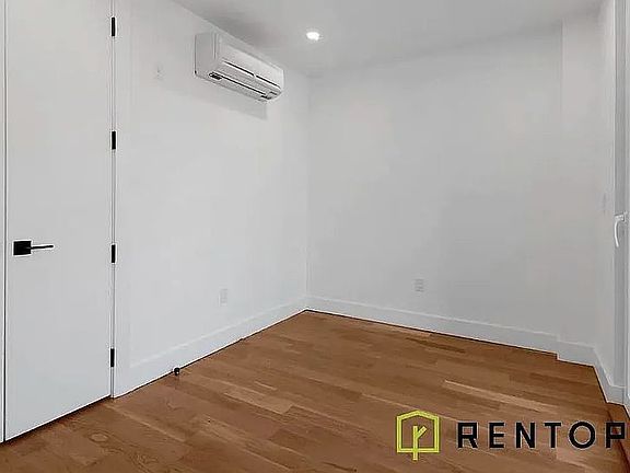 3rd image of 352 Meeker Ave #504