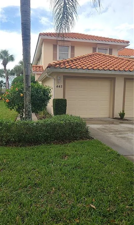 445 Robin Hood Cir #201