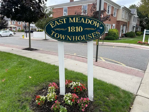 1810 Front Street #18, East Meadow, NY 11554