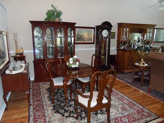 3rd image of 3156 Stonewater Dr