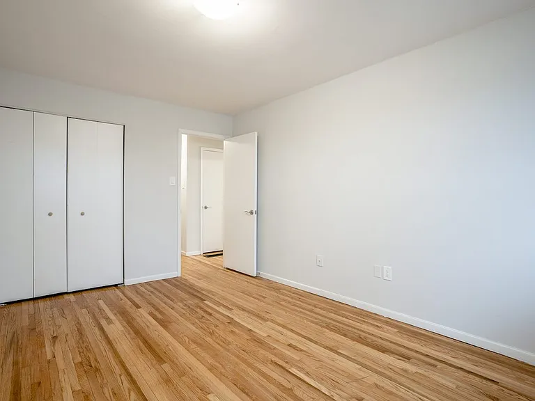 46 Goodview Rd — Photo 8