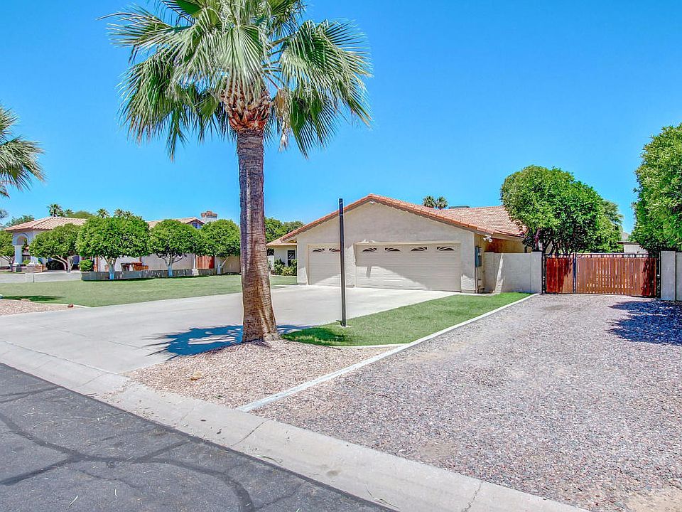 1st image of 8352 W Via Montoya Dr