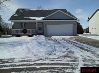 127 Barony Rd, Le Sueur, MN 56058