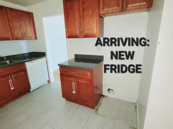 63-11 Queens Boulevard image 14 of 24