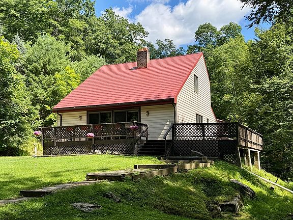 4th image of 948 Henrys Bend Rd