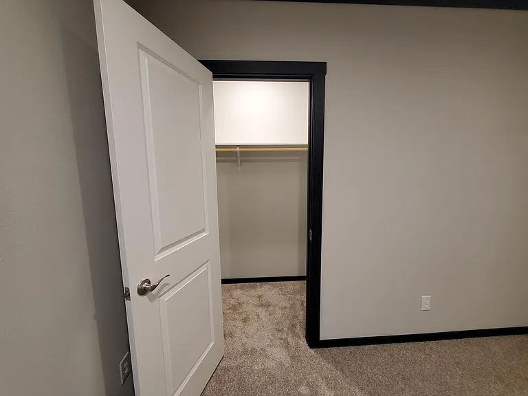 743 Chalet Ave — Photo 11