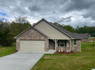 745 Valley Rd, Oneonta, AL 35121