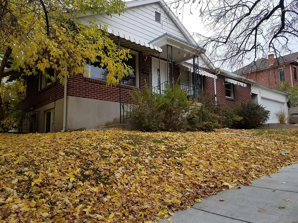 287 E 5th Ave