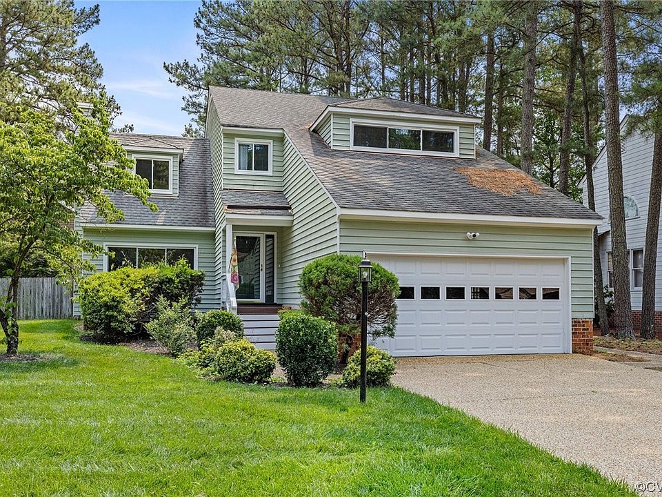 1st image of 2809 Robson Pl