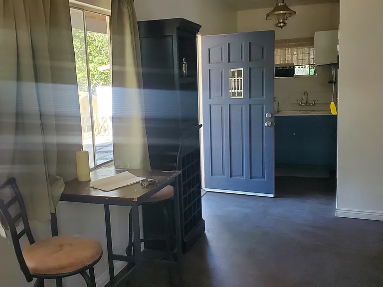 3804 Laurel Trl — Photo 5