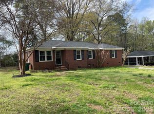 107 Berry St, Chester, SC 29706