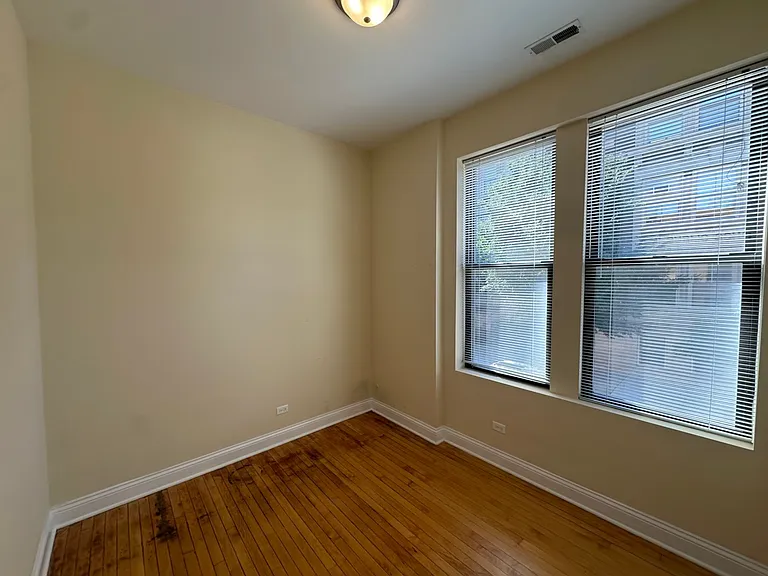 4053 N Leavitt St #2N — Photo 11