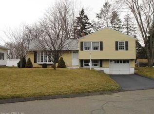 142 Jeffrey Ln, Meriden, CT 06451