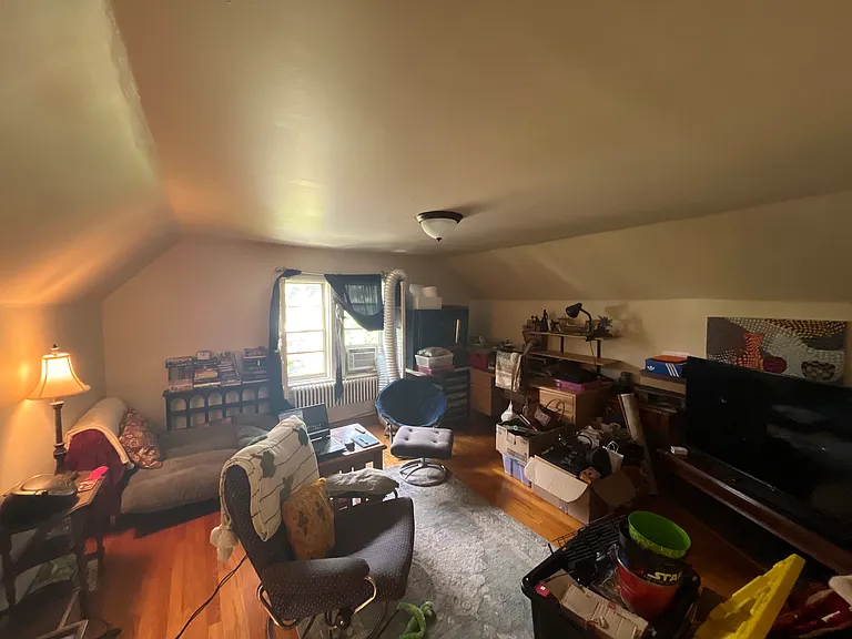 538 Myrtle Ave #5 — Photo 3